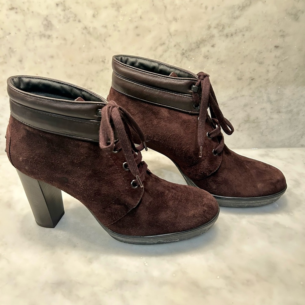 Tod's Rich Brown Suede Heeled Boots